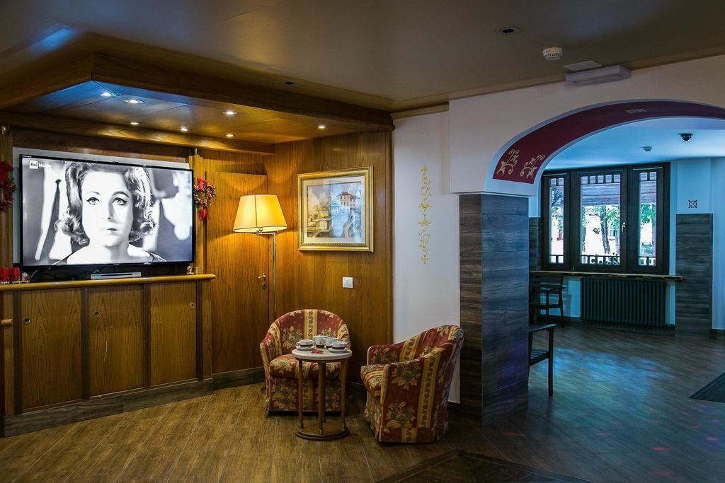 מדונה די קמפיליו Hotel Posta R.T.A. מראה חיצוני תמונה